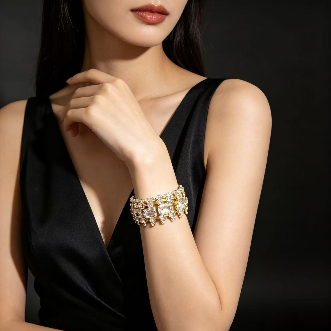Women'S Accessories Accessorize - Fashionable temperament, exaggerated trend, bracelet, rhinestone